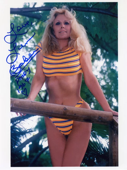 Lisa Baker autograph