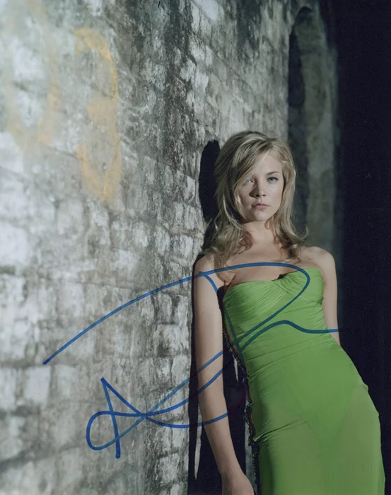 Natalie Dormer autograph