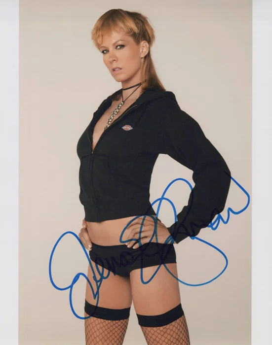 Jenna Elfman autograph