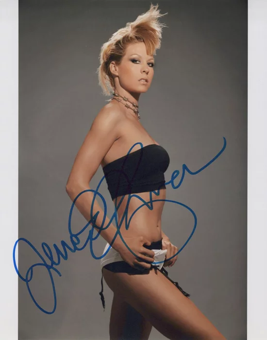 Jenna Elfman autograph