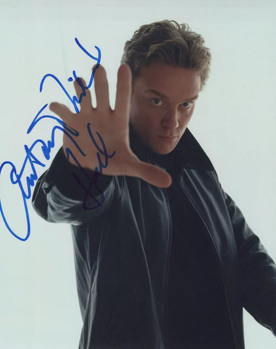 Anthony Michael Hall autograph