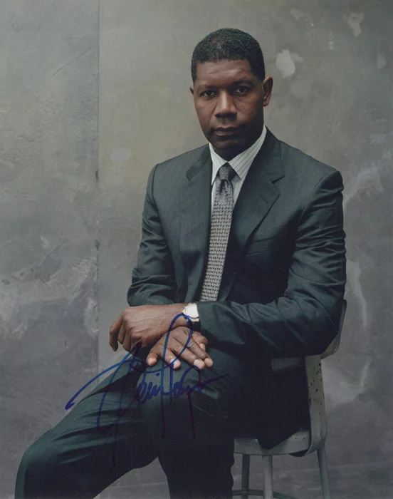 Dennis Haysbert autograph