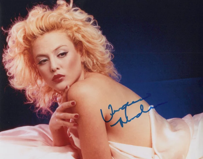 Virginia Madsen autograph