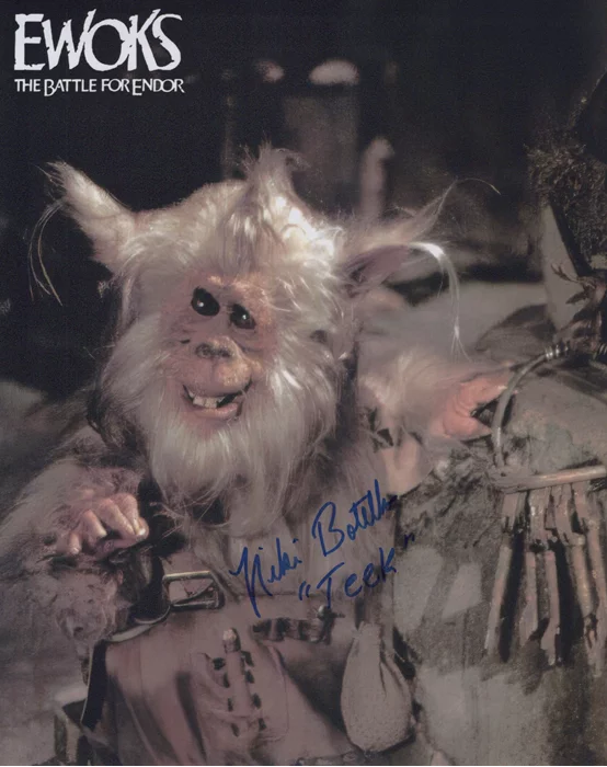 Niki Botelho autograph