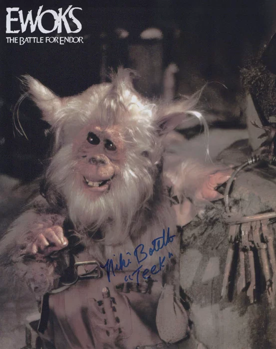 Niki Botelho autograph