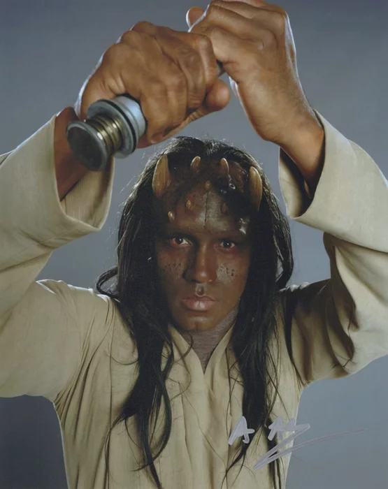 Tux Akindoyeni autograph