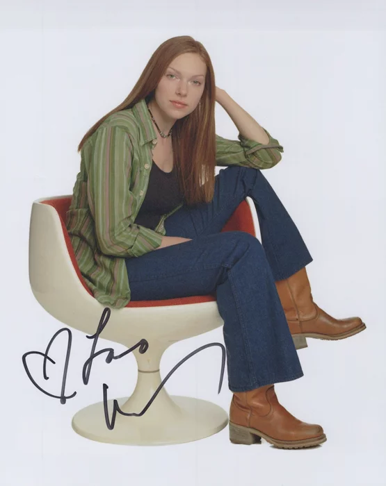 Laura Prepon autograph
