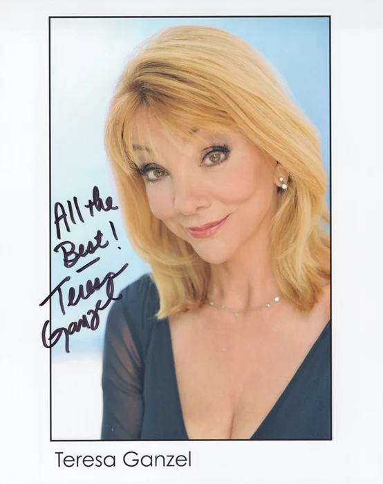 Teresa Ganzel autograph
