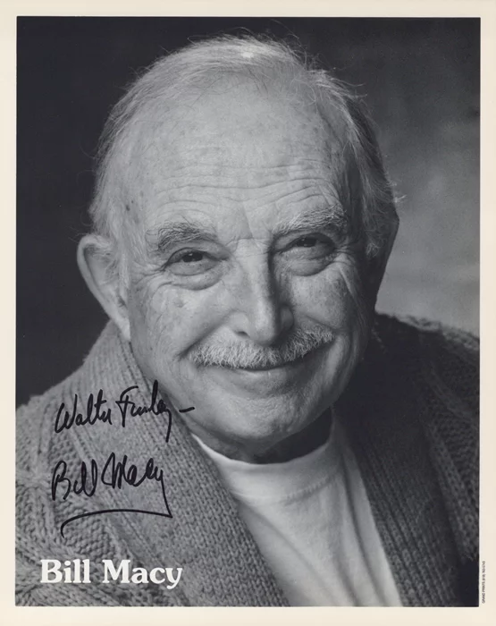 Bill Macy autograph