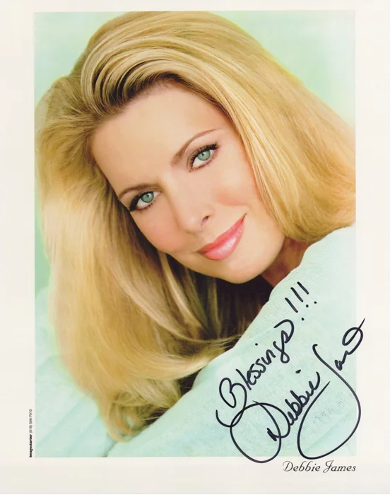 Debbie James autograph