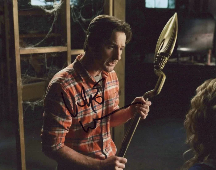 Luke Wilson autograph