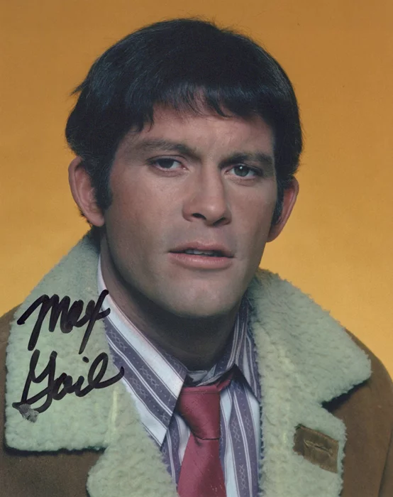 Max Gail autograph