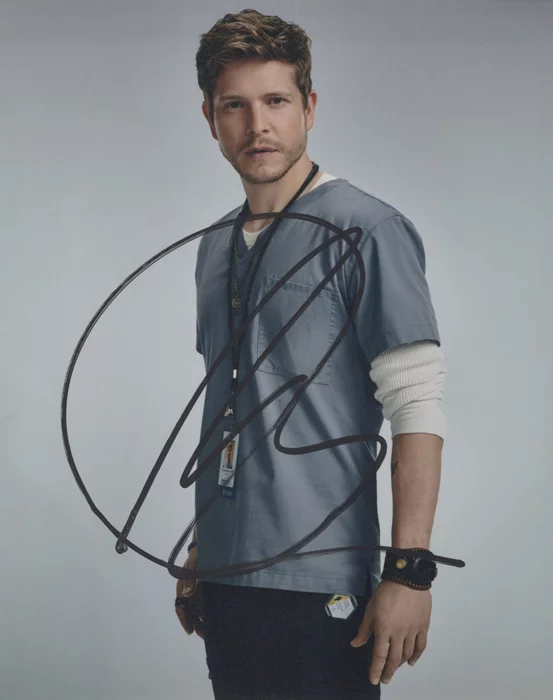 Matt Czuchry autograph