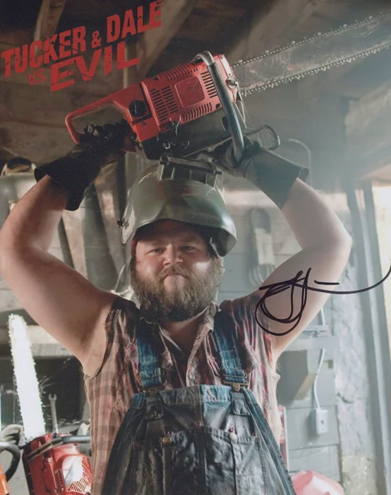 Tyler Labine autograph