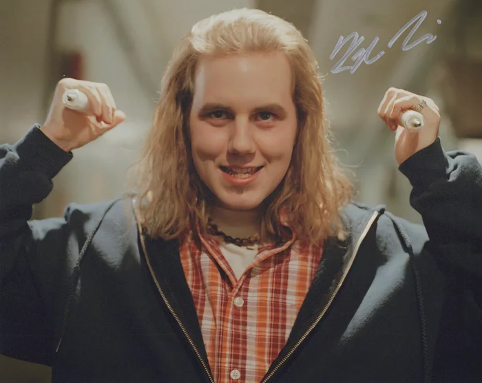 Kyle Labine autograph