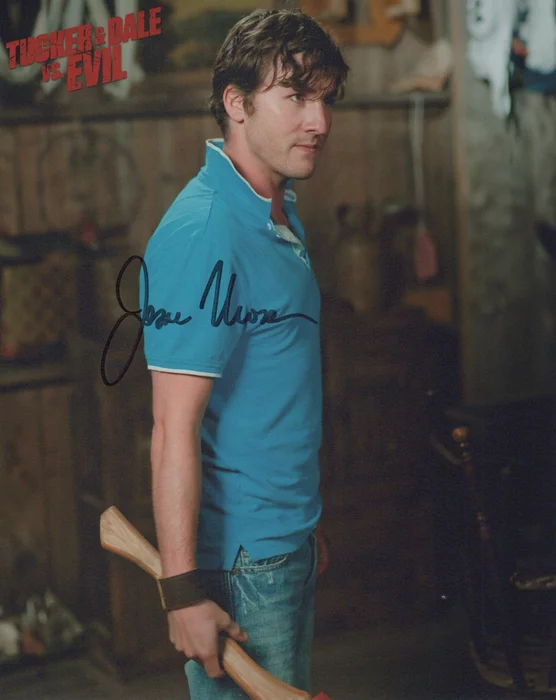 Jesse Moss autograph