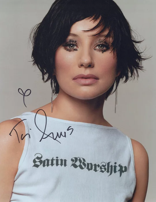 Tori Amos autograph