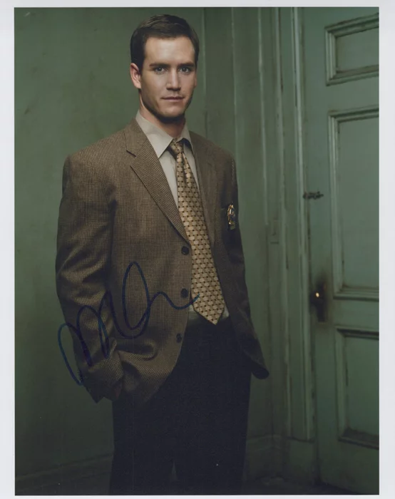 Mark Paul Gosselaar autograph