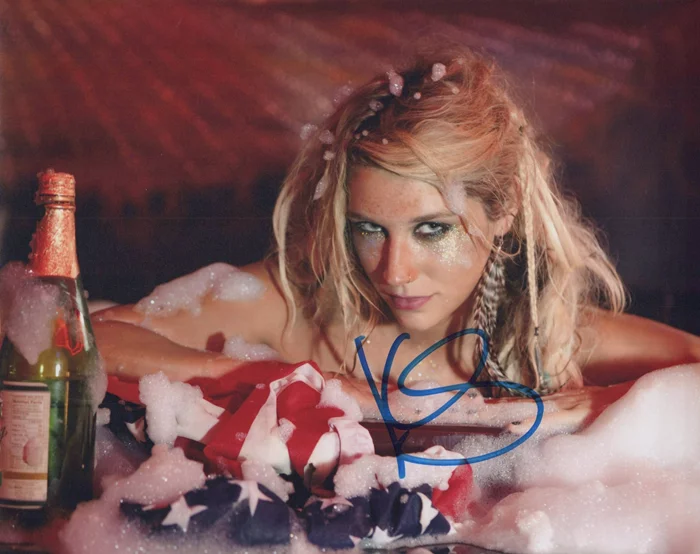 Kesha autograph