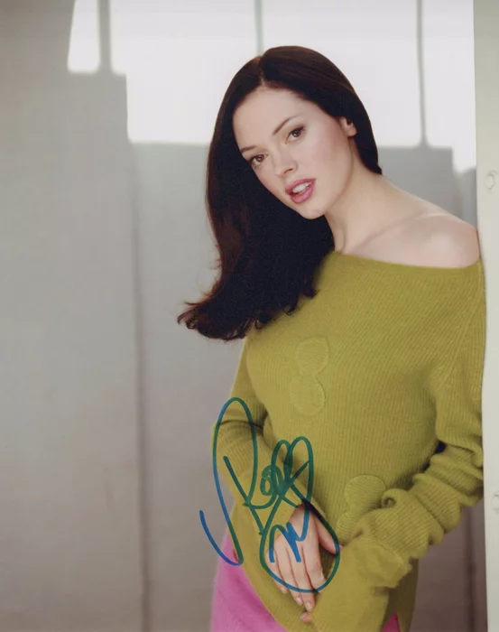 Rose McGowan autograph