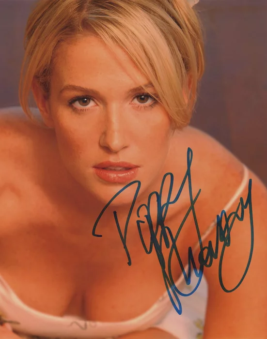 Poppy Montgomery autograph