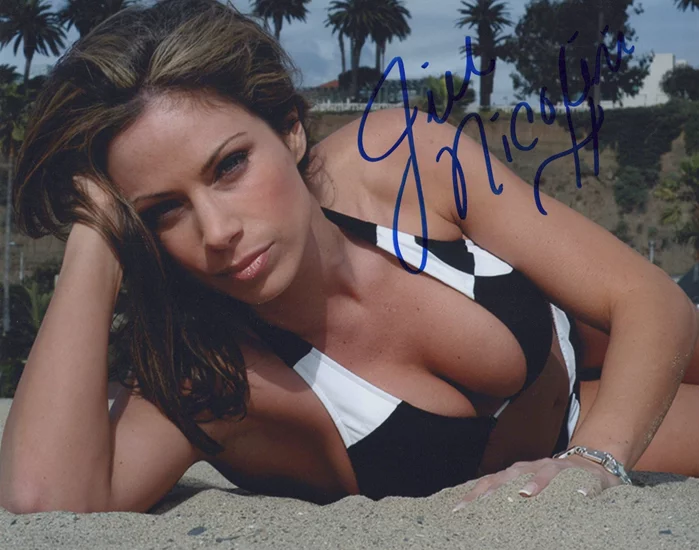 Jill Nicolini autograph