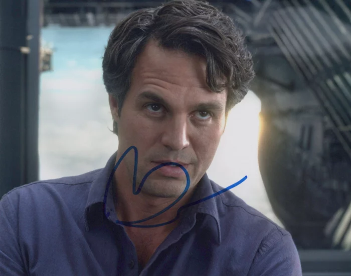 Mark Ruffalo autograph