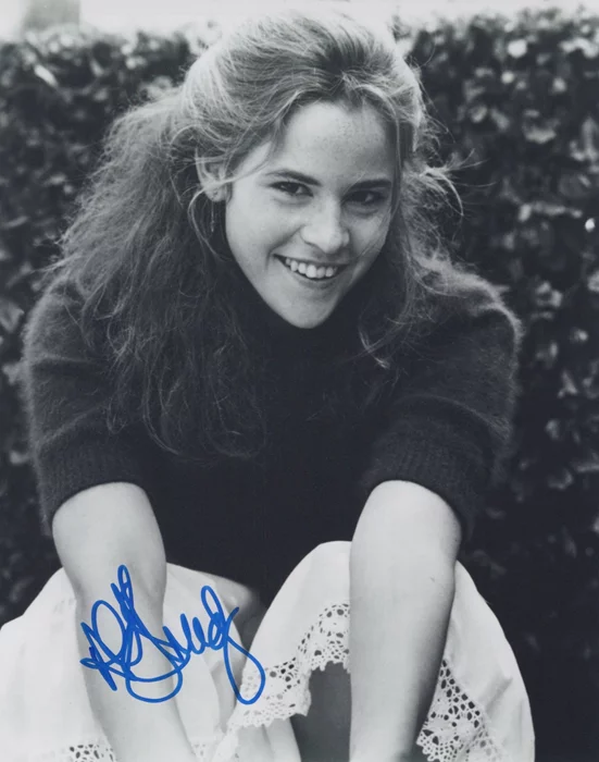Ally Sheedy autograph