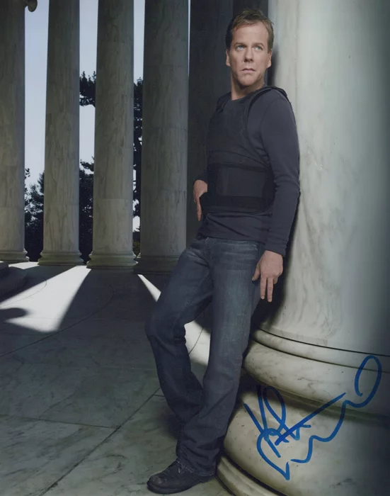 Kiefer Sutherland autograph