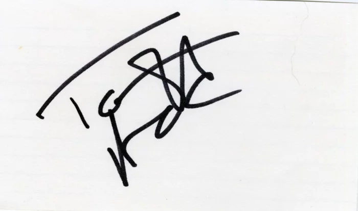 Tom Arnold autograph
