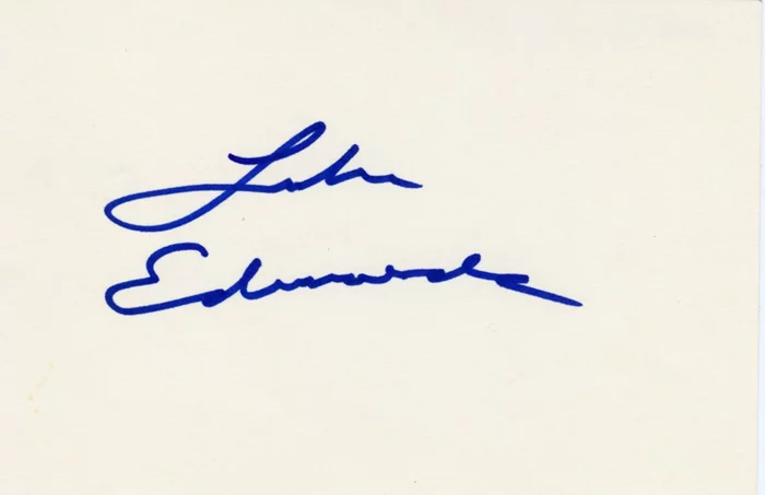 Luke Edwards autograph