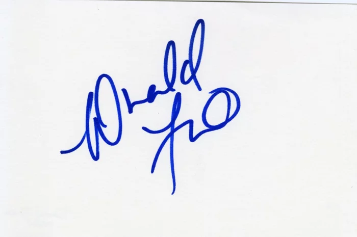 Donald Faison autograph