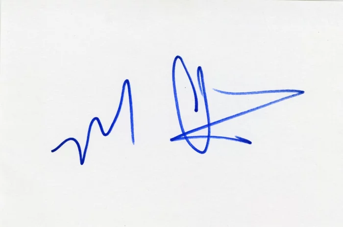 Morris Chestnut autograph