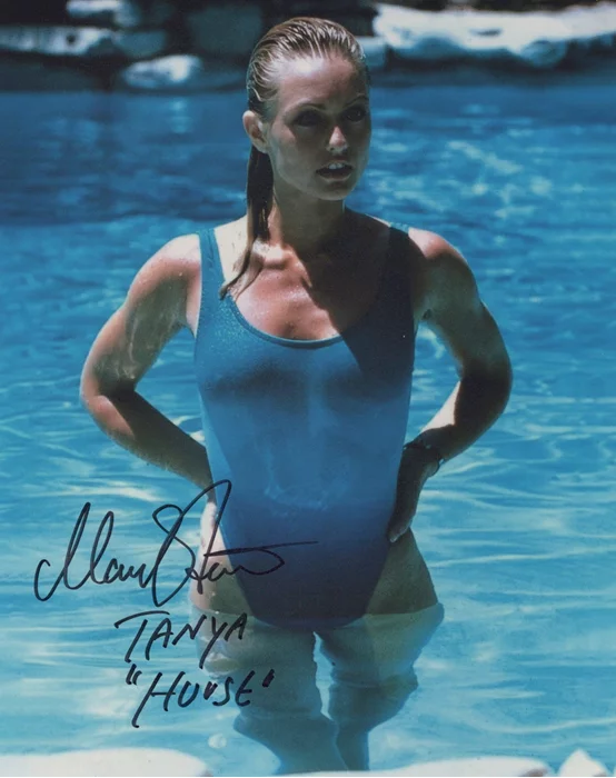 Mary Stavin autograph