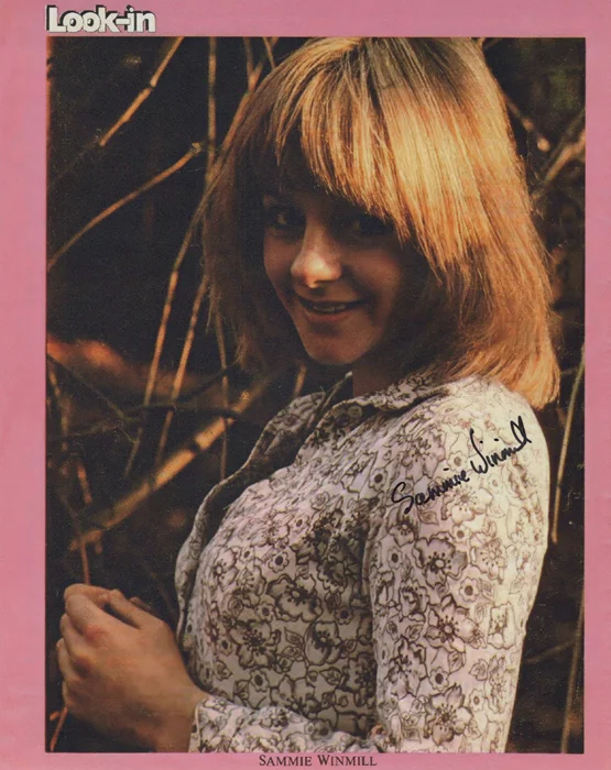 Sammie Winmill autograph