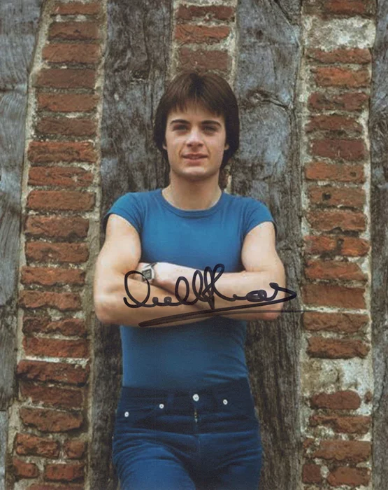 Mike Holoway autograph