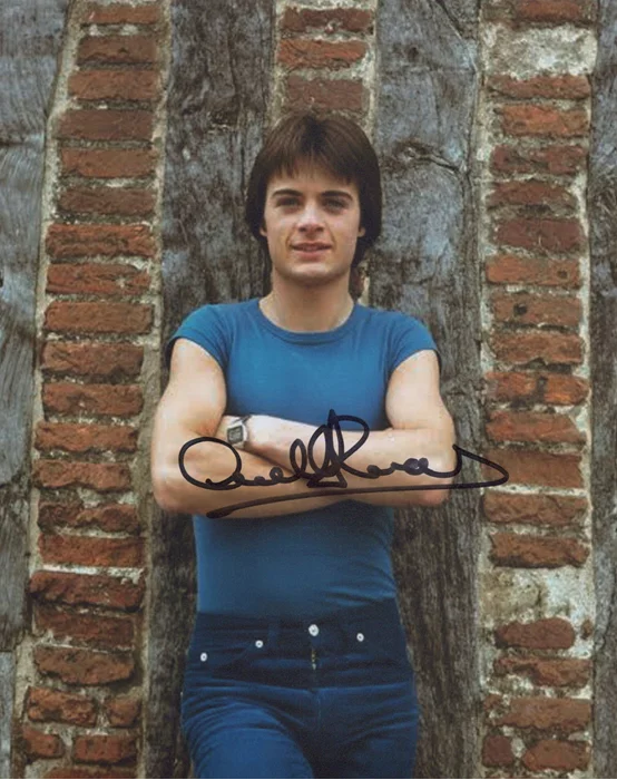 Mike Holoway autograph