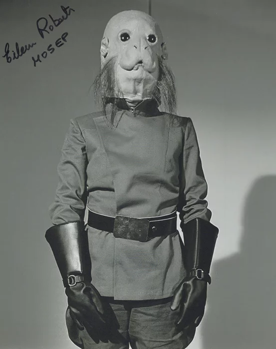 Eileen Roberts autograph