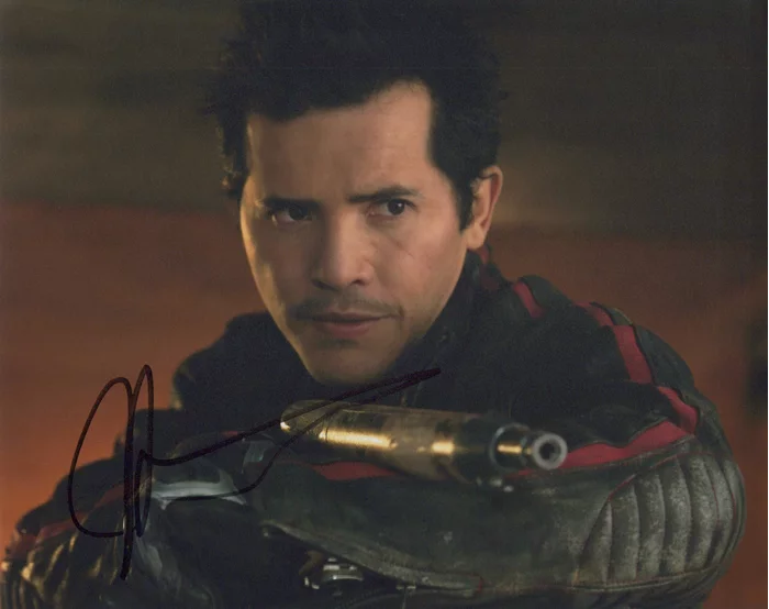 John Leguizamo autograph