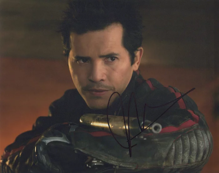 John Leguizamo autograph
