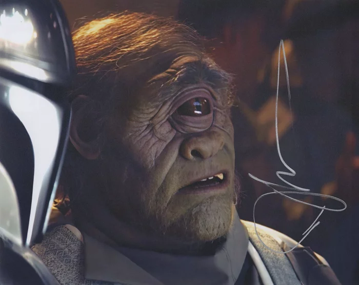 John Leguizamo autograph