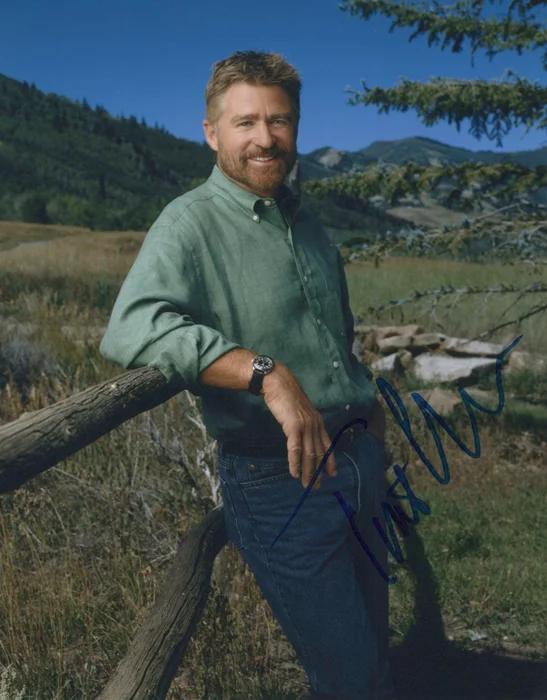 Treat Williams autograph