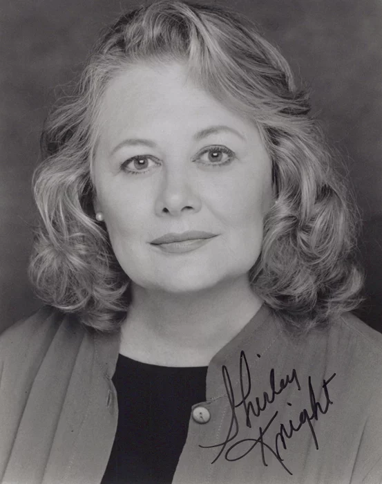 Shirley Knight autograph