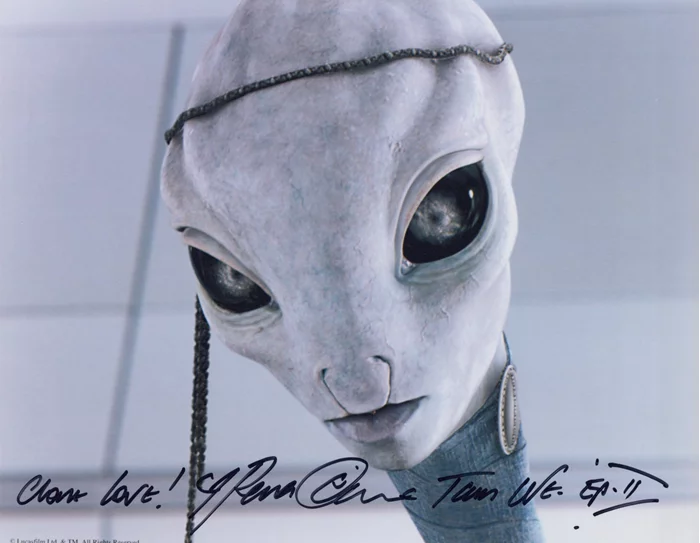 Rena Owen autograph