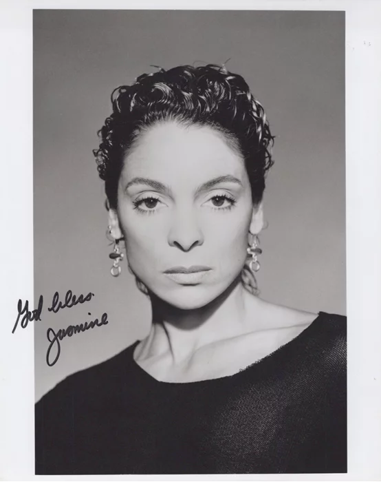 Jasmine Guy autograph