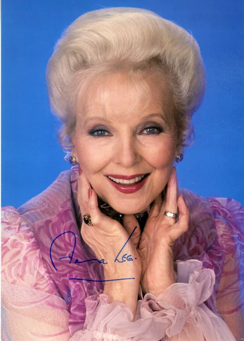 Anna Lee autograph