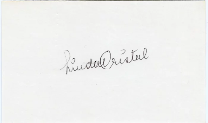 Linda Cristal autograph