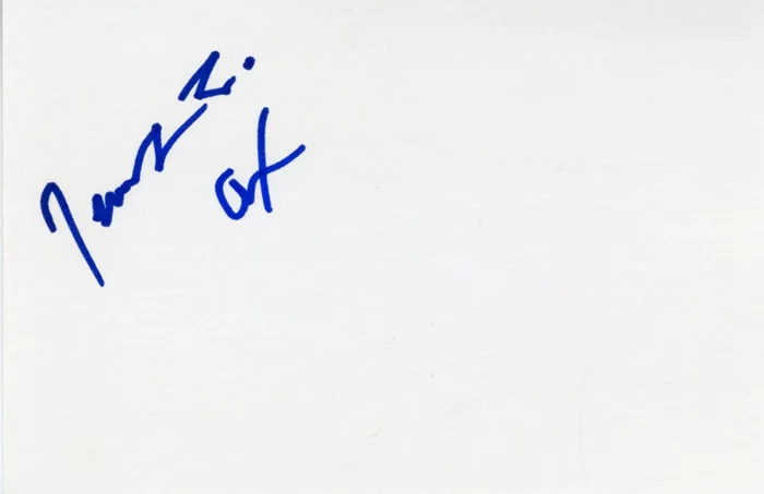 Jennifer Elise Cox autograph