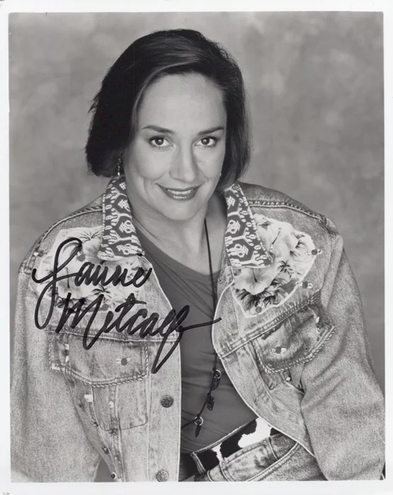 Laurie Metcalf autograph