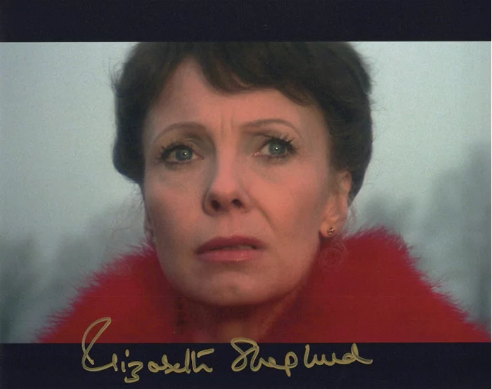 Elizabeth Shepherd autograph